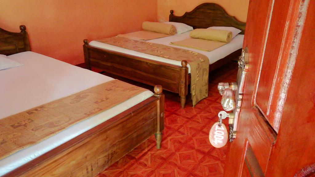 Bluesky Guest House Dambulla Exterior photo
